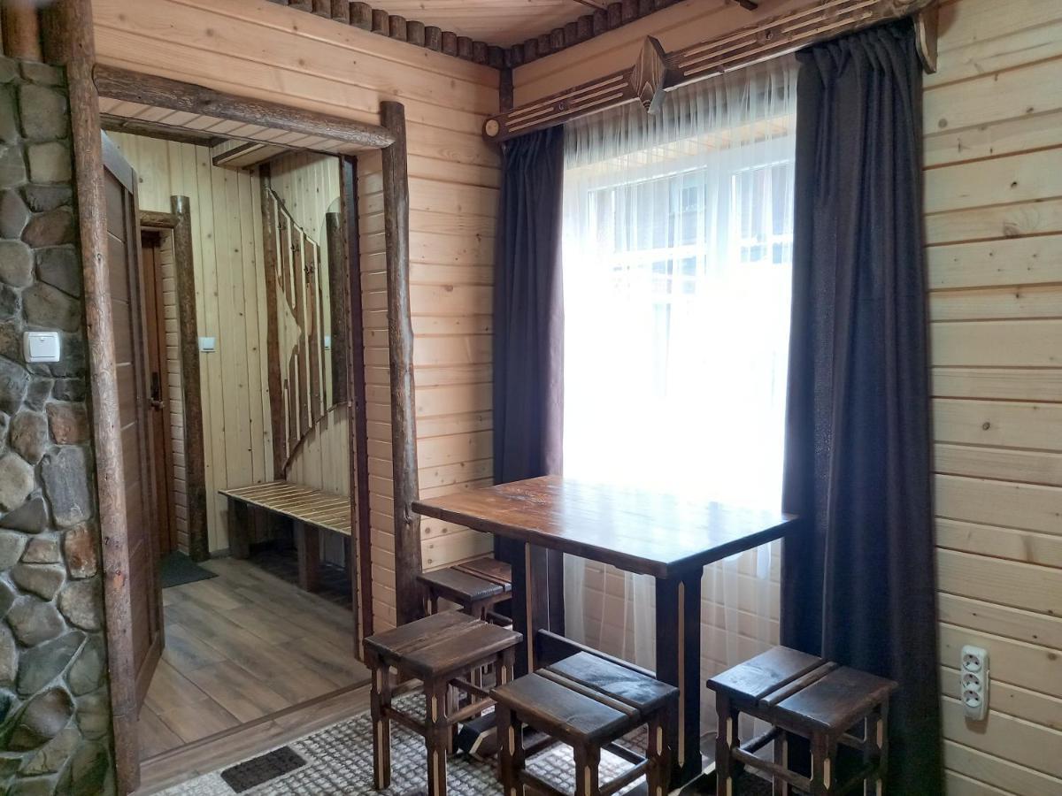Hotel Voyage Tatariv Esterno foto