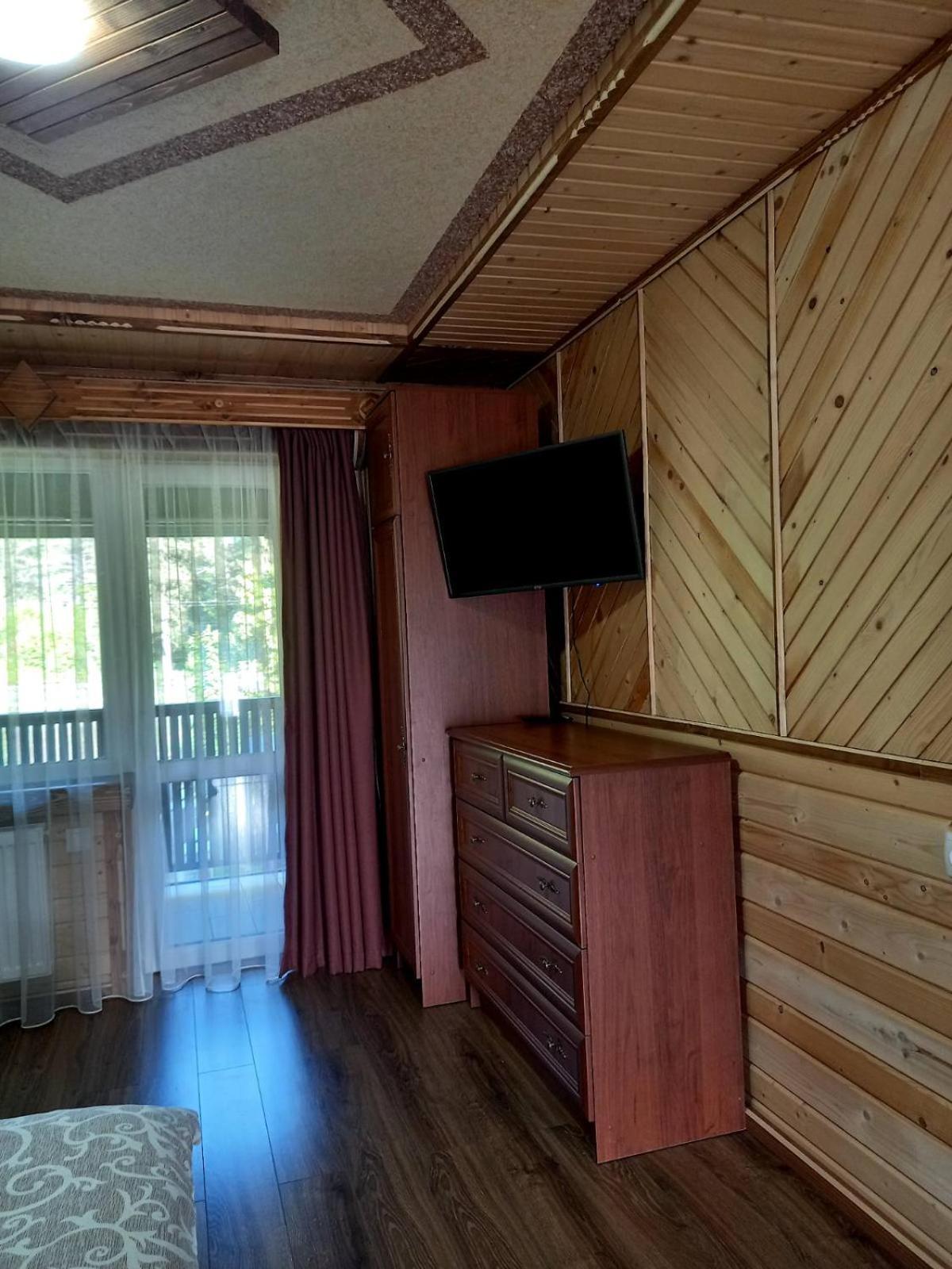 Hotel Voyage Tatariv Esterno foto